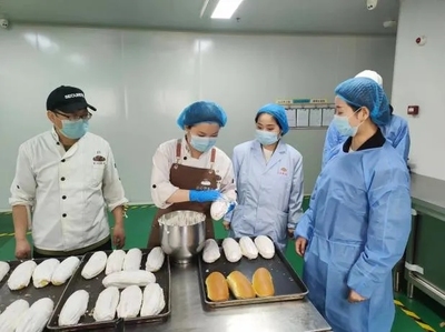 規(guī)范食品生產(chǎn)經(jīng)營(yíng)行為 航天區(qū)域市場(chǎng)監(jiān)管部門(mén)開(kāi)展食品生產(chǎn)企業(yè)監(jiān)督檢查